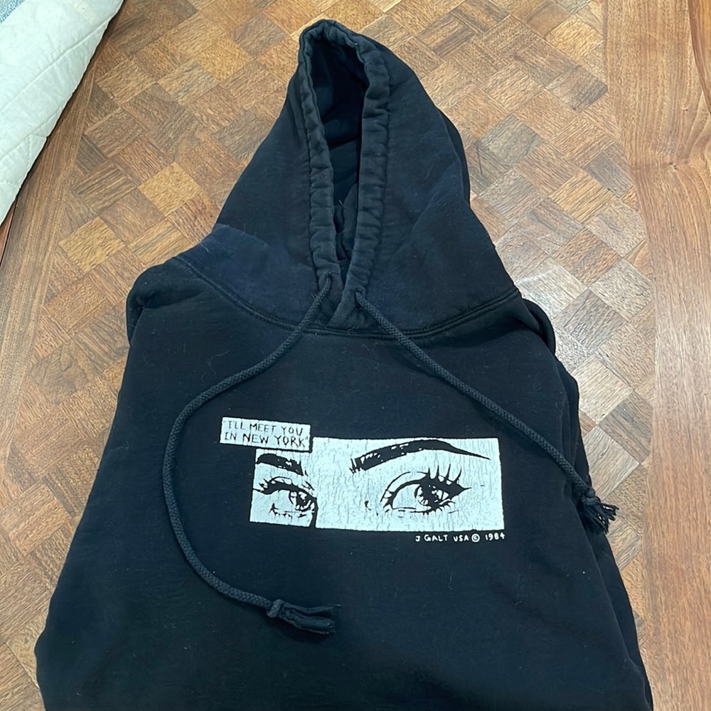 brandy melville sweatshirt